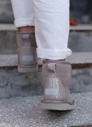 Шикарні хутряні чобітки ugg mini mokko в сірому кольорі (осінь-зима-весна)😍2 фото