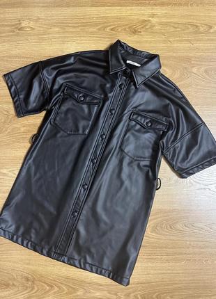 Кожаная рубашка оверсайз