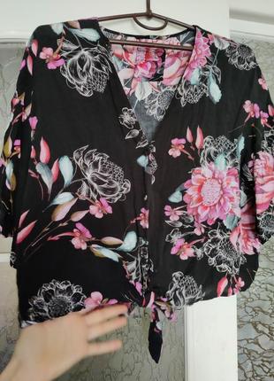 Блуза на пуговицах с завязкой4 фото