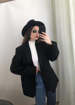 Черний пиджак /трендовый пиджак
