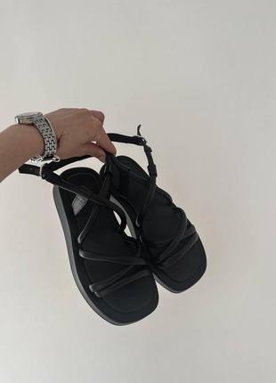Кожаные босоножки 🖤