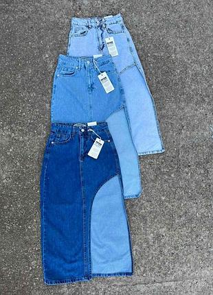 Джинсова спідниця з вирізом на одну ногу