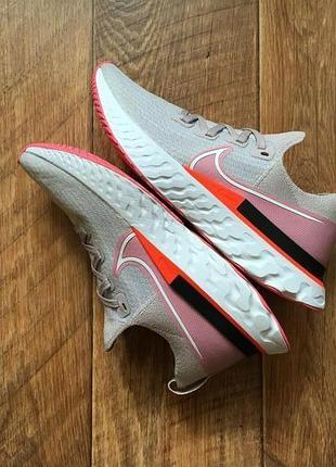 Профессиональные беговые кроссовки nike react infinity3 фото
