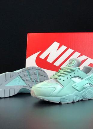 Популярні жіночі кросівки мятного кольору nike huarache 🆕 найк хуарачі