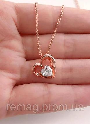Романтичный подарок девушке - изящное колье "двойное золотое циркониевое сердечко" в...