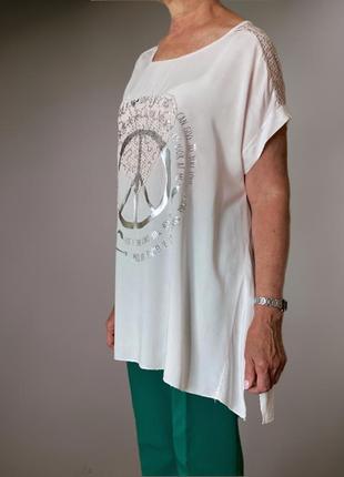 Очень легкая и нежная блуза туника 54 размер..3 фото