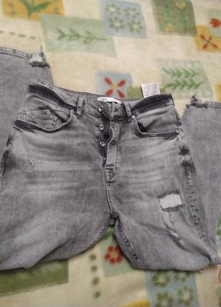 Джинси рванки/zara.
