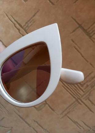 Сонцезахисні окуляри для дівчинки sinsay4 фото