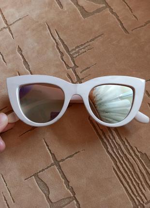 Сонцезахисні окуляри для дівчинки sinsay
