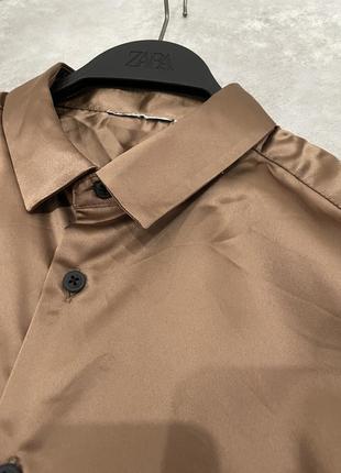 Светло-коричневая атласная рубашка скинни asos design6 фото