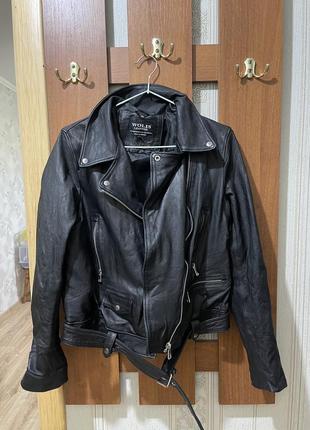 Кожаная курточка