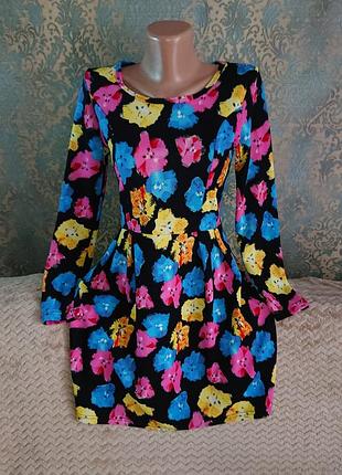 Красивое женское платье р .42/44