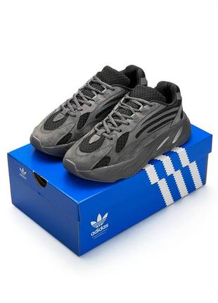 Мужские кроссовки adidas yeezy boost 700 v2 d.gray/black