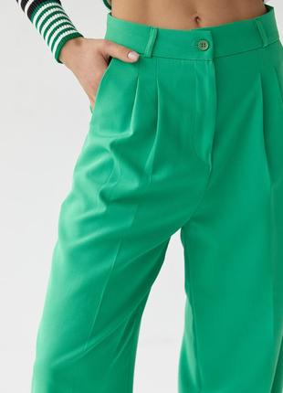 Женские свободные брюки со стрелками qu style - зеленый цвет, xs/s (есть размеры)4 фото