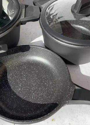 Набор посуды с мраморным покрытием 10 предметов edenberg eb-5649 набор кастрюль с антипригарным покрытием8 фото
