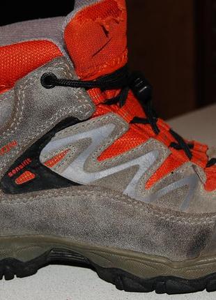 Демі черевики salomon 33 розмір