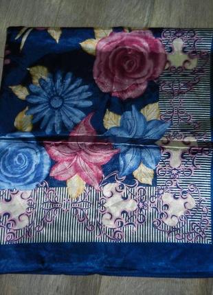 Синій великий атласний хустку з рожевими квітами, шаль 93*937 фото