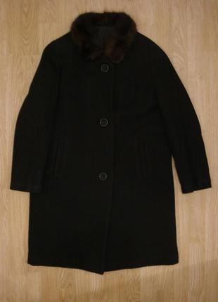 Шерстяное зимнее пальто оверсайз с меховым воротником5 фото