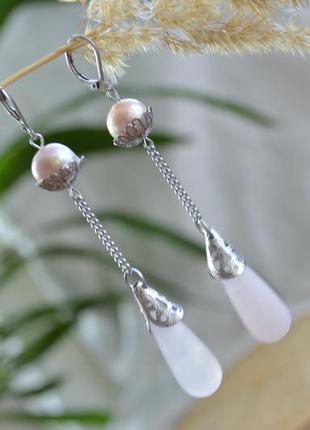 Довгі сережки з рожевим кварцом і ліловим перлами 'попіл троянди'
