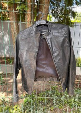 Курточка кожаная женская lakeland 48/46 размер.