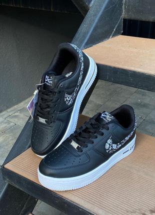 Кросівки nike air force 1 low black/white swoosh1 фото