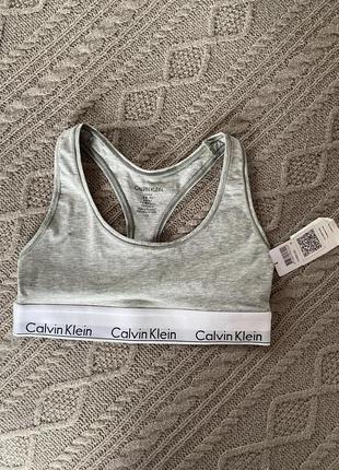 Новий топ calvin klein