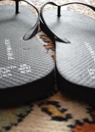 Шлепанцы вьетнамки сланцы линные новые черные минималистичные лаконические недорогие6 фото
