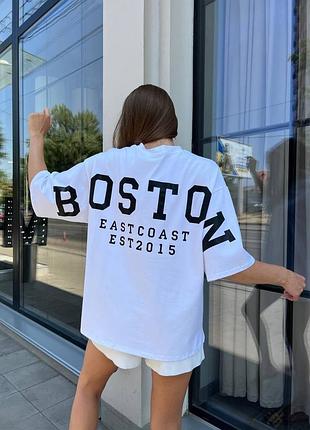 Базовая футболка белая черная oversize длинная с надписью boston