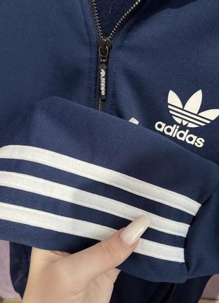 Кофта на замочку adidas