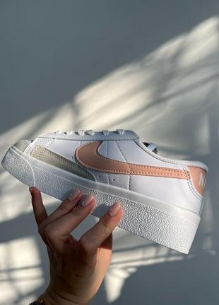 Кросівки nike blazer platform low white/peach6 фото