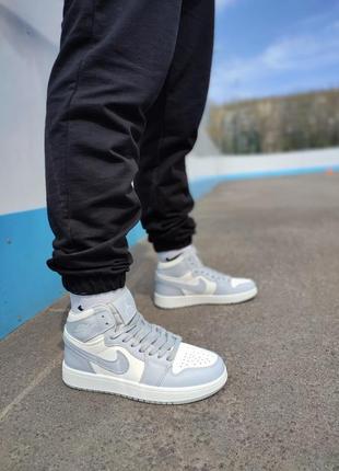 Стильні жіночі кросівки nike air jordan 1 retro mid light blue сіро-блакитні з молочним8 фото