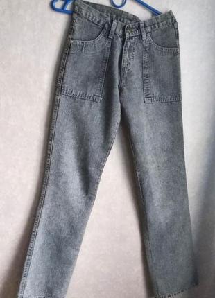 Джинсы