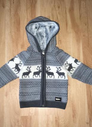 Очень тёплая кофта с оленями для мальчика,2-3 года
