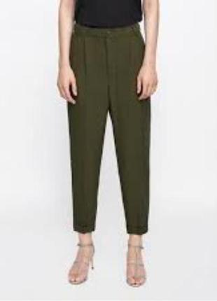 Брюки вкорочені zara, колір хакі