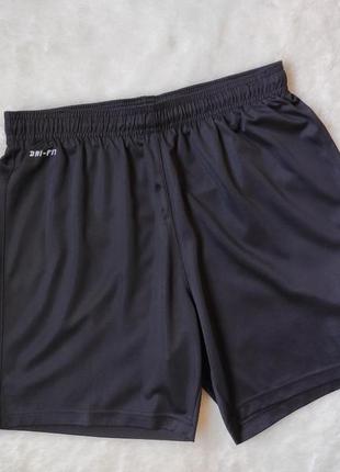 Чорні спортивні шорти чоловічі короткі довгі найк nike dri-fit3 фото