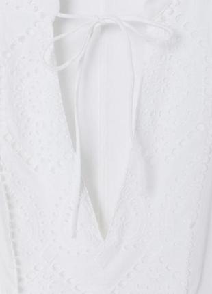 Белое кэжуал платье с вышивкой3 фото