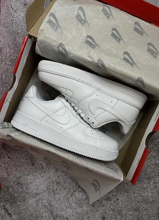 Женские кроссовки nike air force classic white4 фото