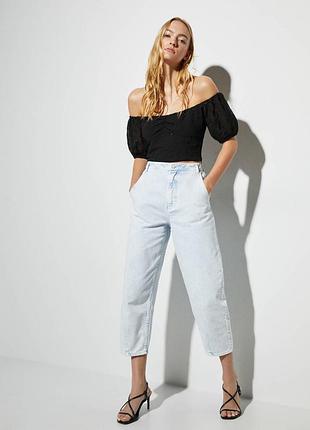 Топ з паєтками bershka