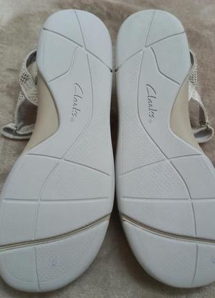 Босоножки сандали фирменные кожа жен 38р. clarks индонезии8 фото