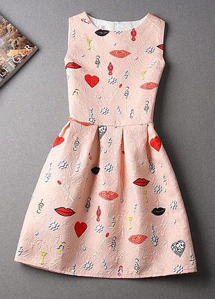 Необычное летнее платье