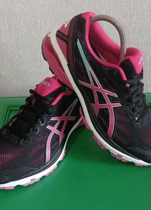 Кроссовки фирмы asics 40 размера