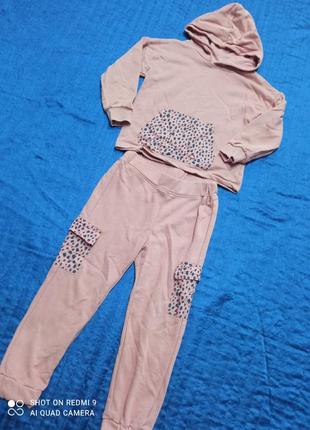 Спортивний костюм