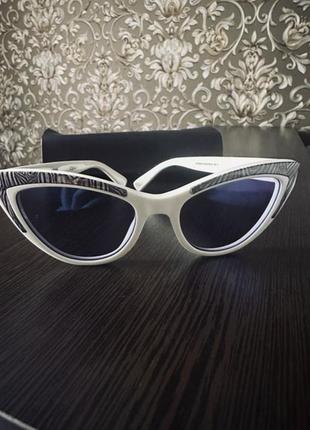 Солнечные очки moschino1 фото