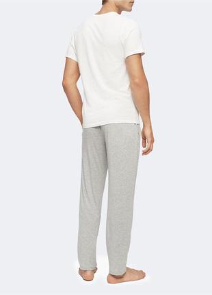 Новый набор calvin klein футболки (ck 3-pack v-neck white)с америки m,l,xl3 фото