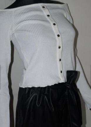 Кофта топ с открытыми плечами