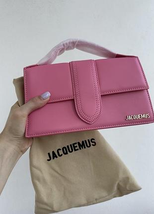 Сумка в стиле jacquemus