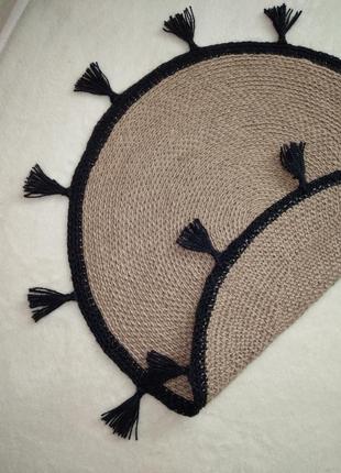 Плетеный круглый коврик с черными кистями/джутовый эко-коврик/ ковер из джута бохо,...