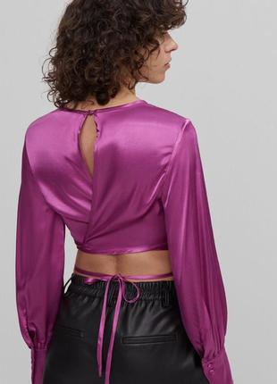 Жіноча атласна  сатинова вкорочена блуза довгий рукав bershka2 фото