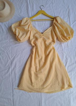 Жовте бавовняна плаття з об'ємним рукавом та шнуровкою