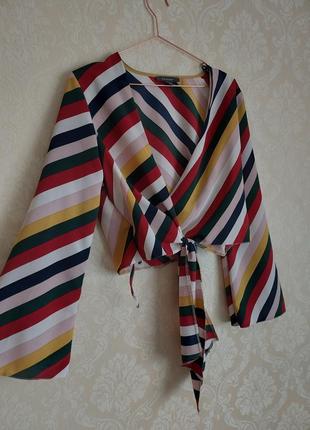 Стильна блуза в смужку рукава кльош